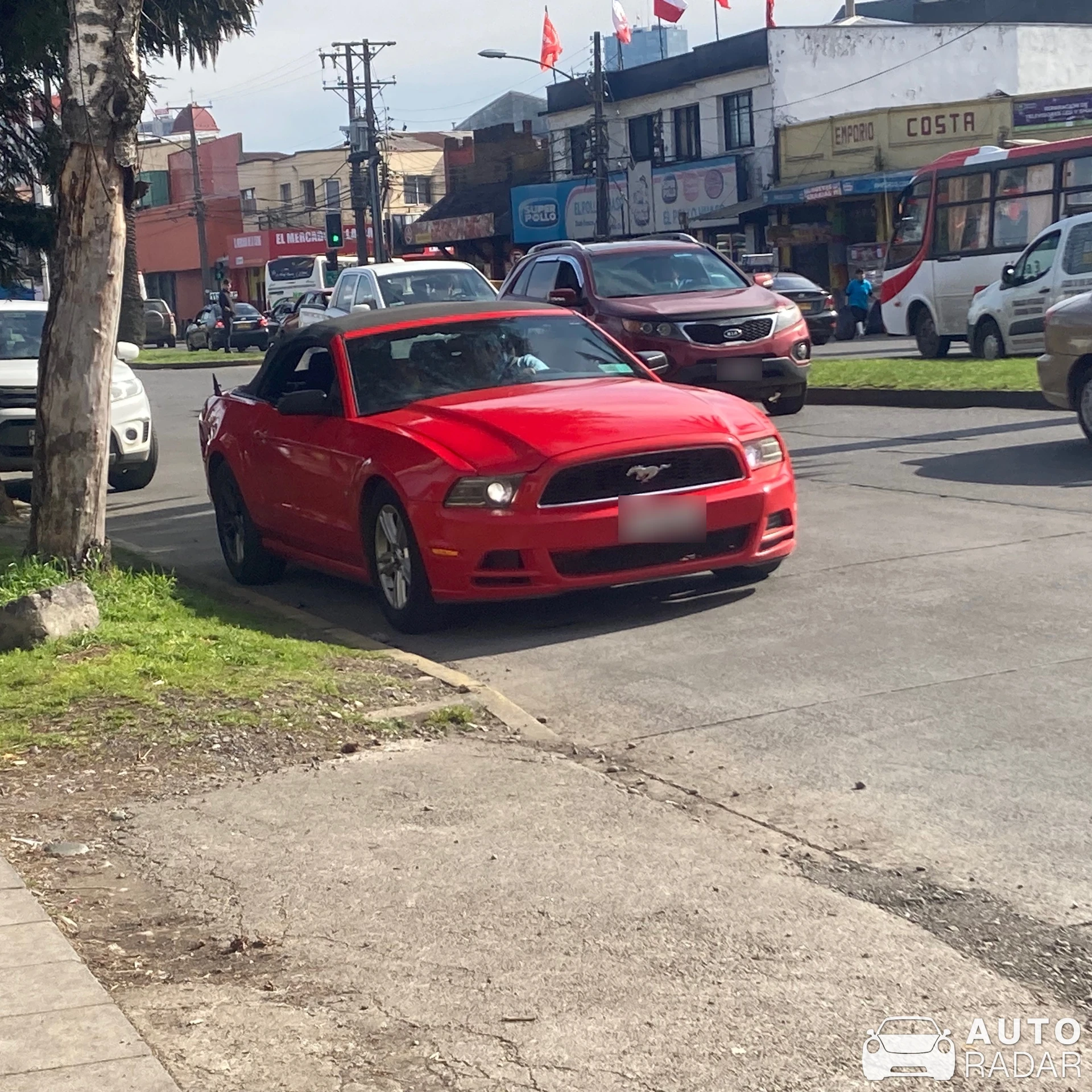 Ford Mustang GT Convertible spotted in Temuco, Chile