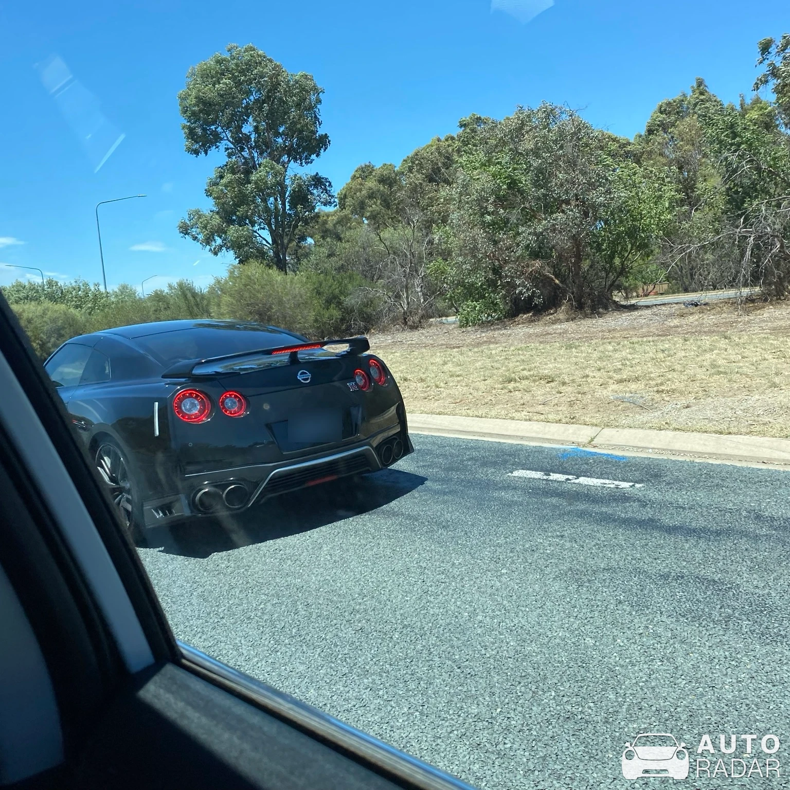 Nissan GT-R R35 spotted in วานเนียสซา, ออสเตรเลีย