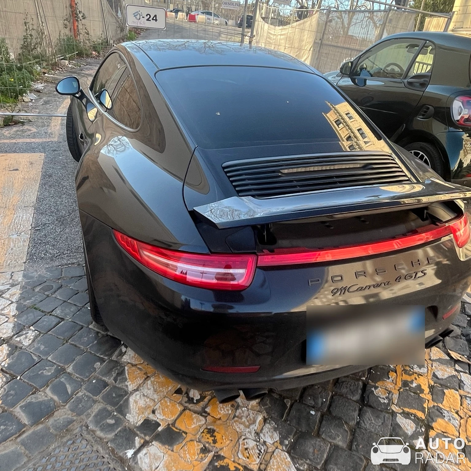 Porsche 991 Carrera 4 GTS MkI spotted in Roma