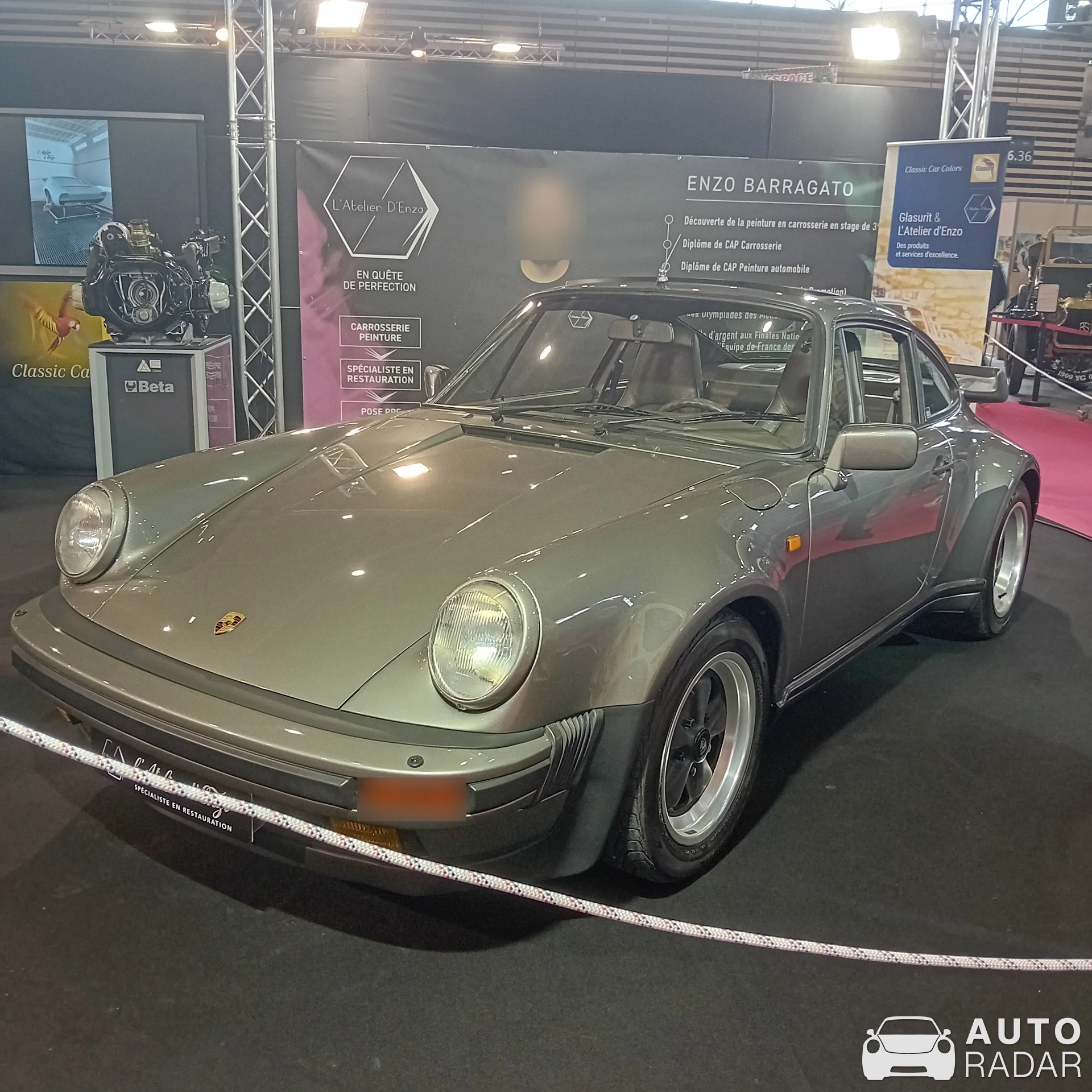 Porsche 930 Turbo spotted in Lyon, France
