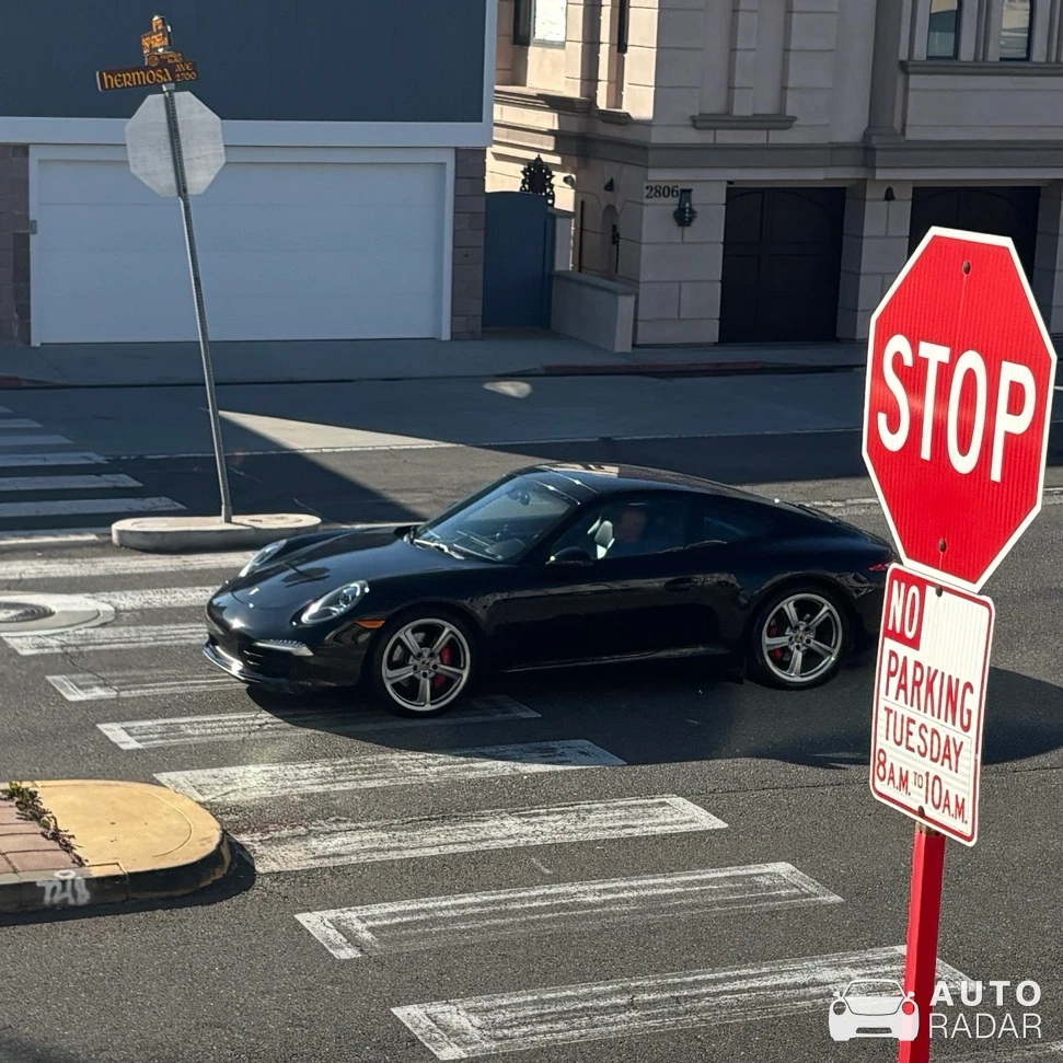 Porsche 991 Carrera S MkI spotted in Hermosa Beach, United States