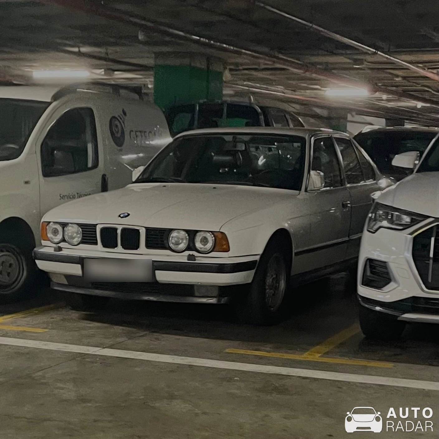 BMW 5 Series E34 spotted in Las Palmas de Gran Canaria, Spain