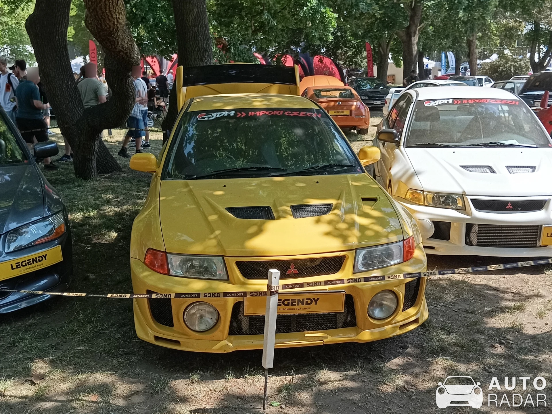Mitsubishi Lancer Evolution V spotted in Praha