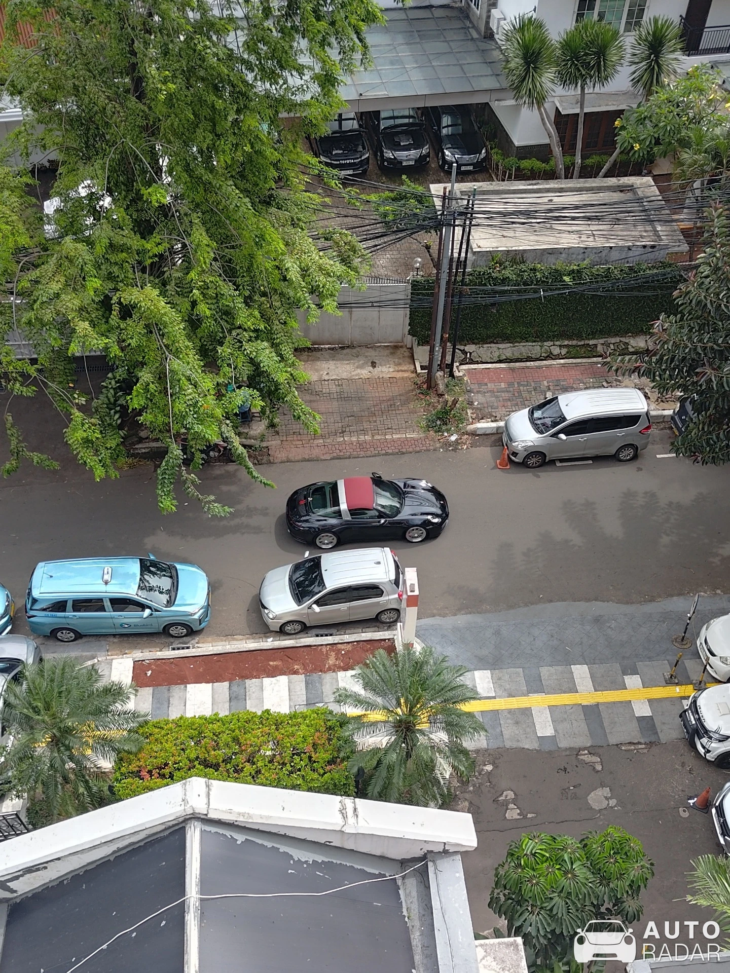 Porsche 992 Targa 4S MkI spotted in Jakarta, Indonesia
