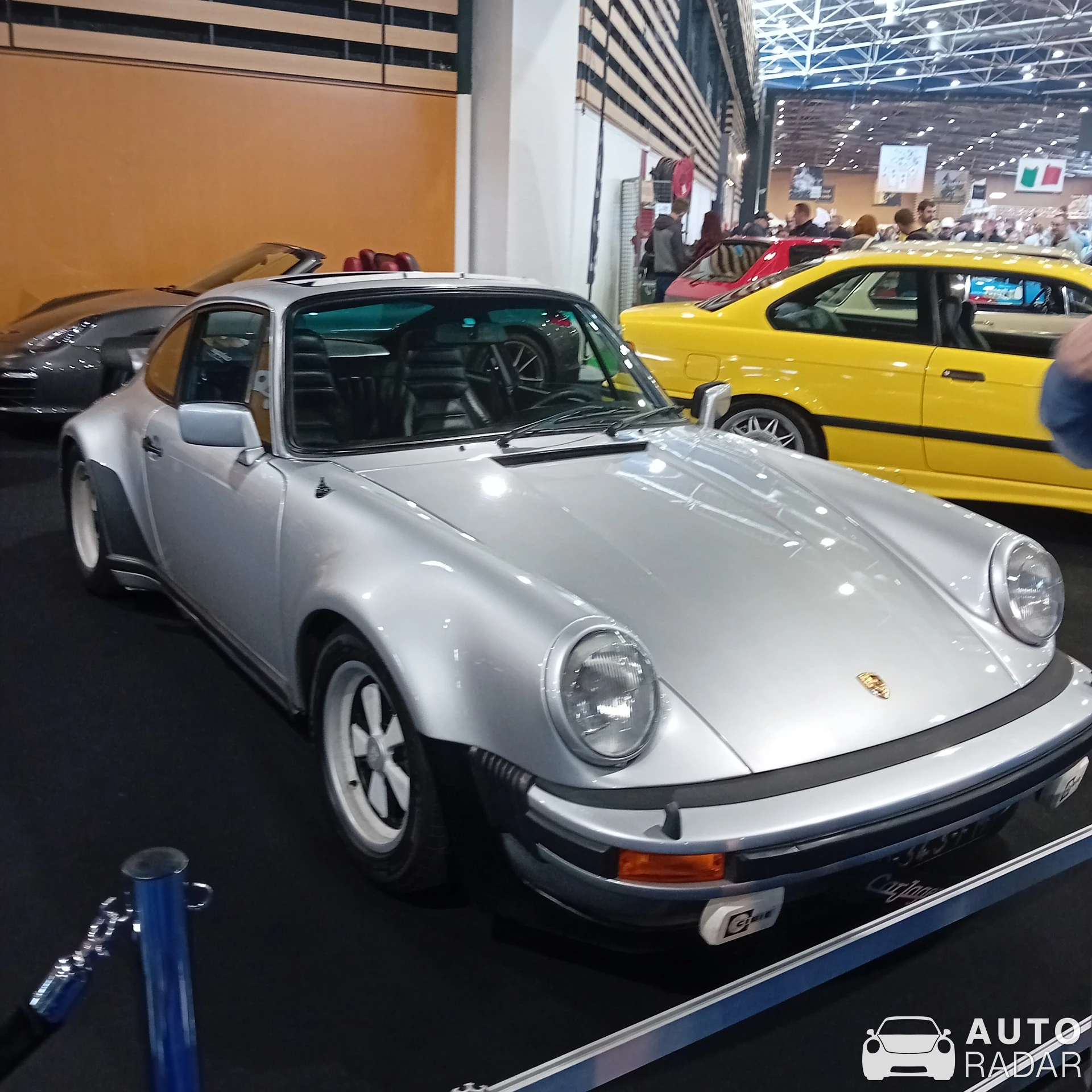 Porsche 930 Turbo spotted in Lyon, France