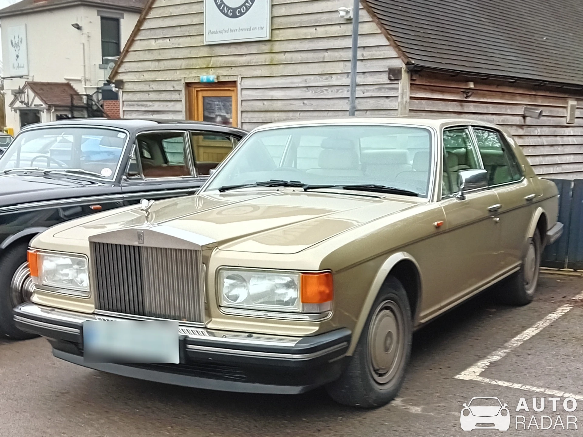 Rolls-Royce Silver Spirit spotted in Draycott in the Clay, United Kingdom