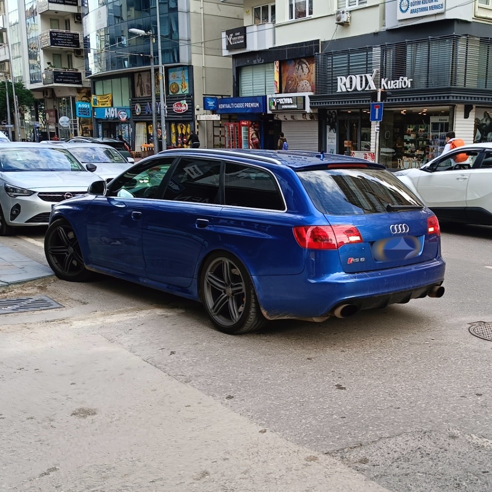 Audi RS6 Avant C6