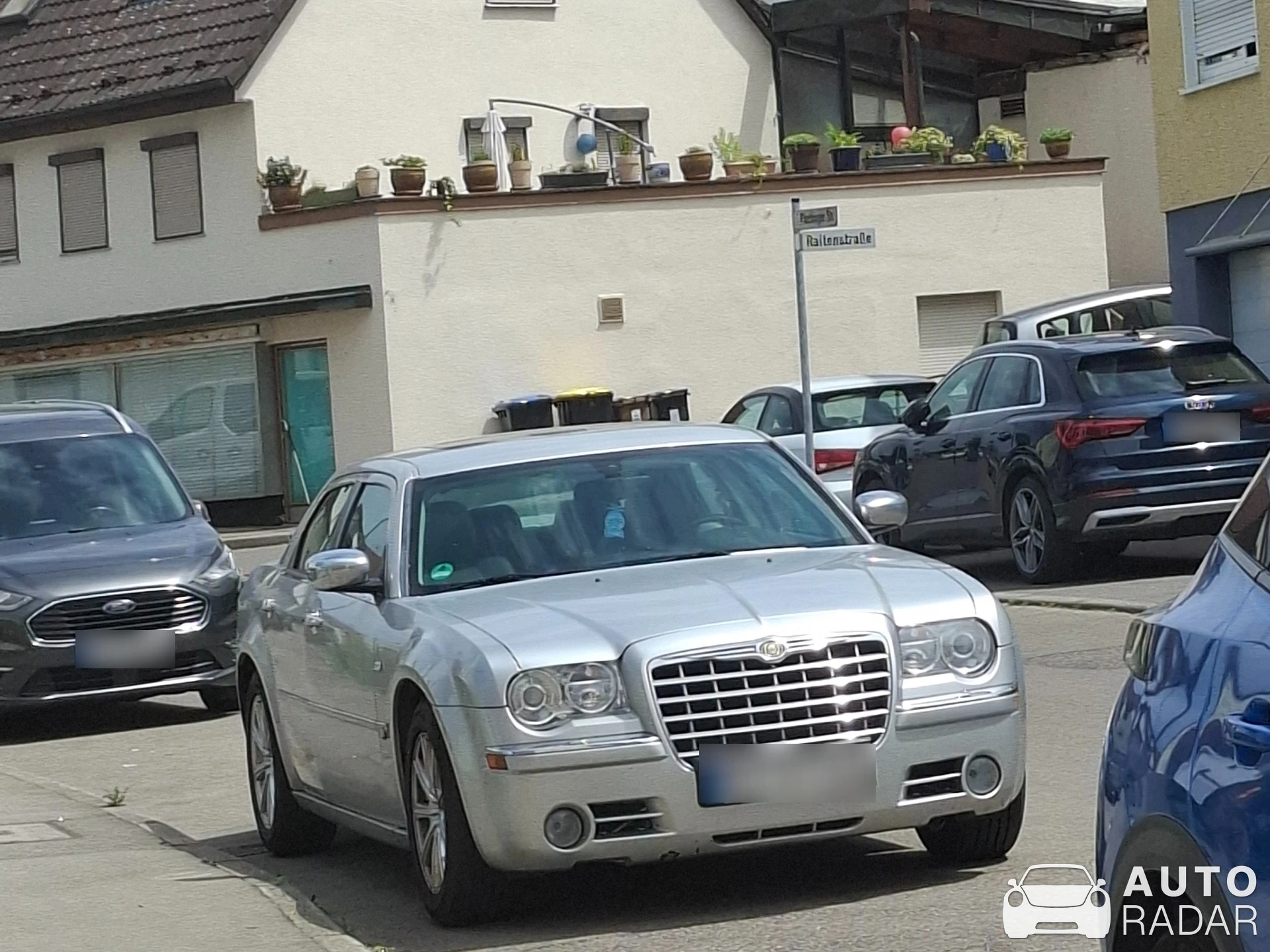 Chrysler 300C SRT8 2013 spotted in Wernau