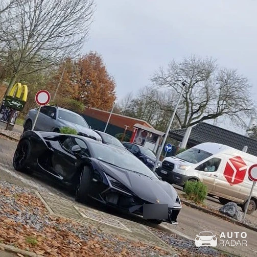 Lamborghini Revuelto spotted in Bremen, Germany