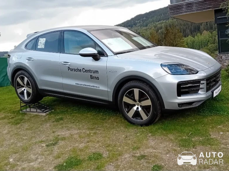 Porsche Cayenne Coupé spotted in Liberec Region, Czechia