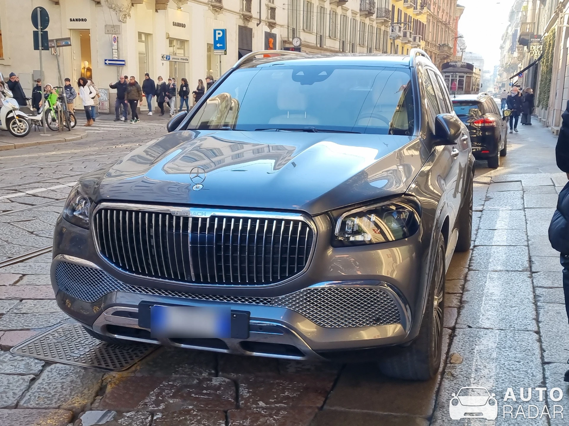 Mercedes-Maybach GLS 600 spotted in Milano, Italia