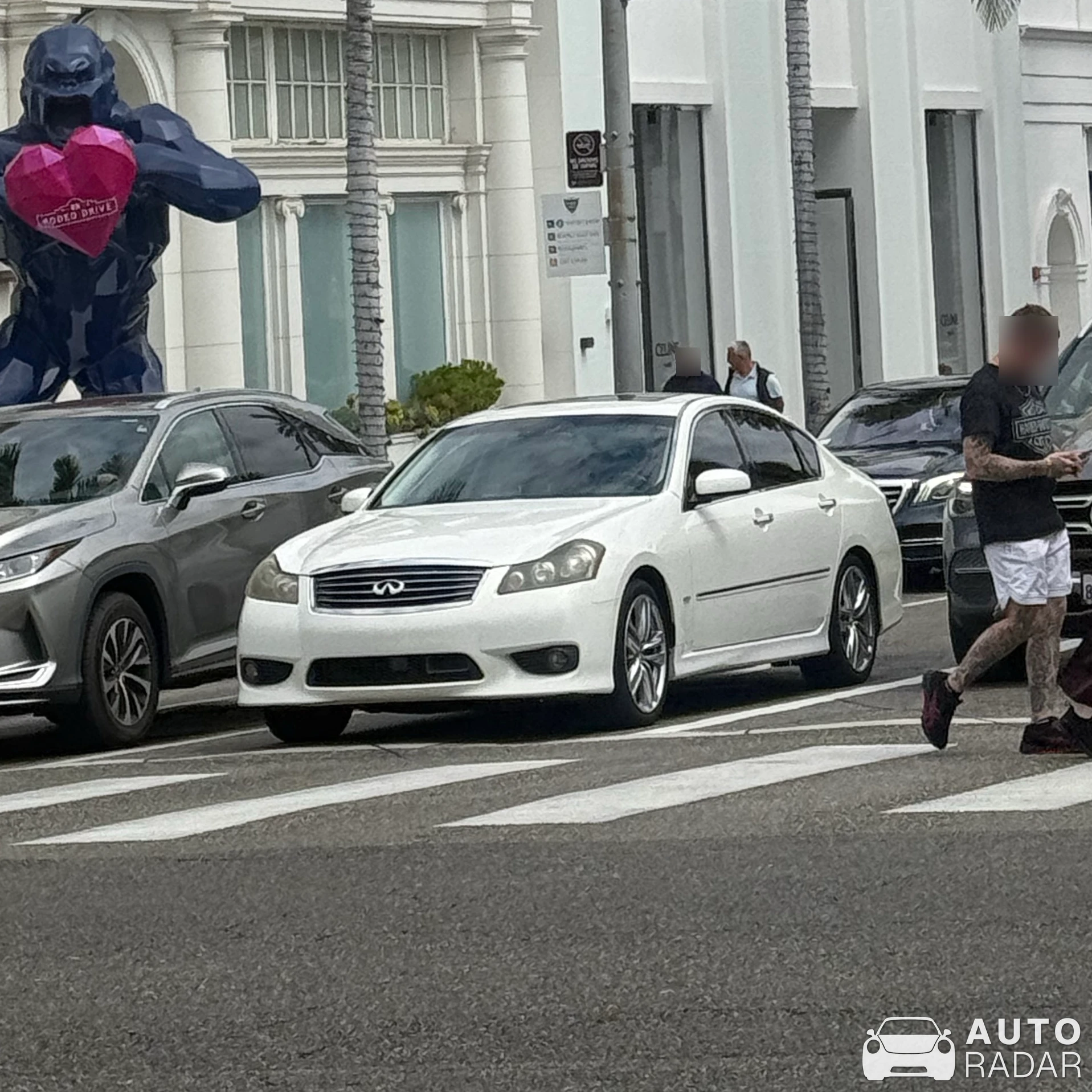 Infiniti M37 spotted in Beverly Hills