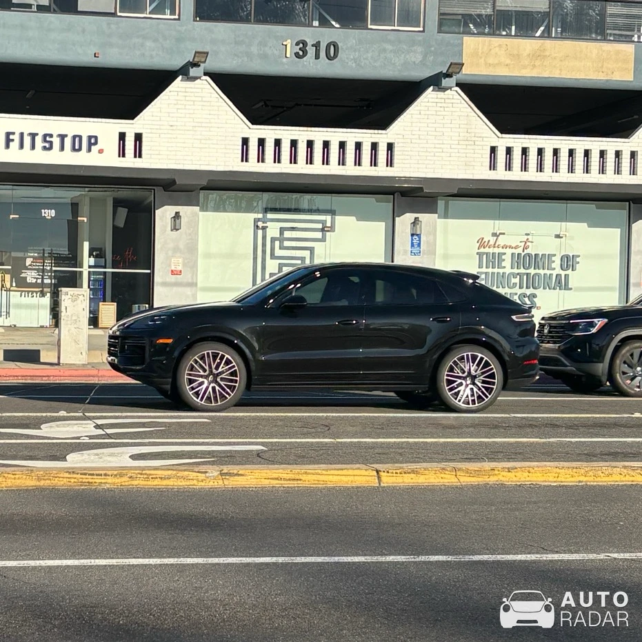 Porsche Cayenne spotted in Hermosa Beach, United States
