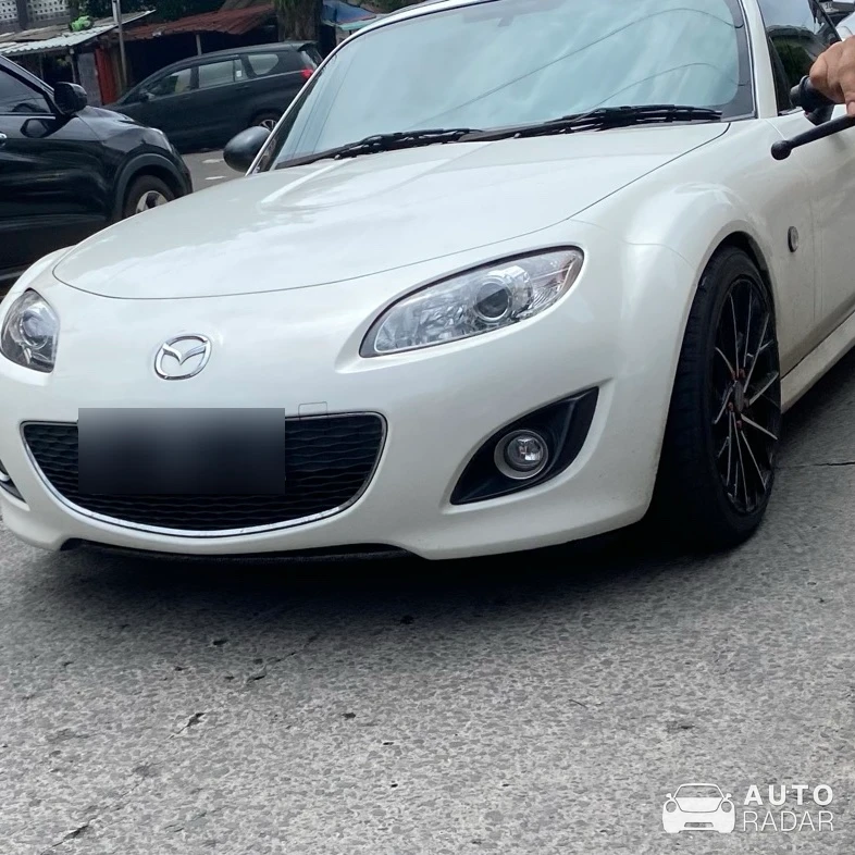 Mazda MX-5 spotted in Kota Jakarta Barat, Indonesia