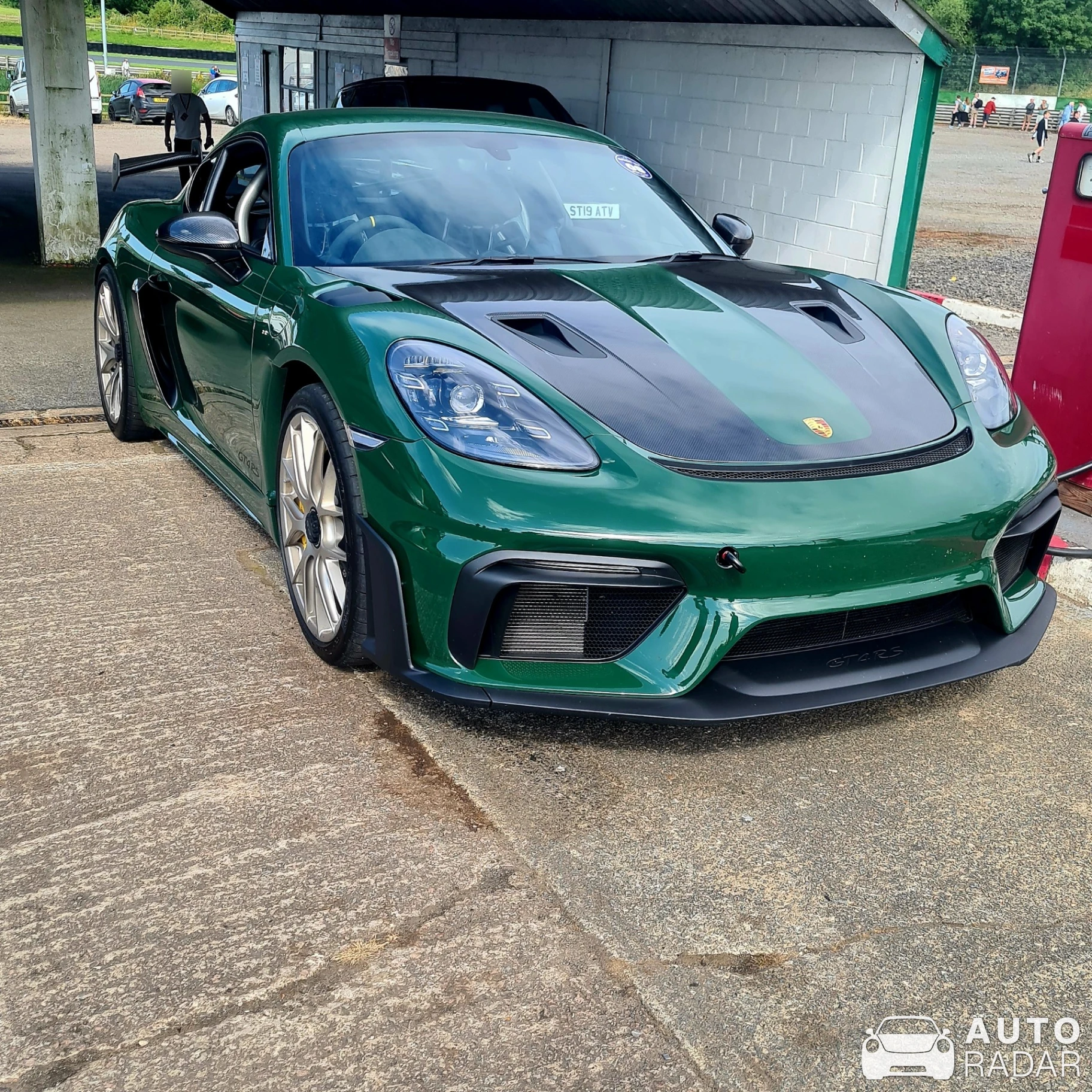 Porsche 718 Cayman GT4 RS spotted in Leicestershire, United Kingdom