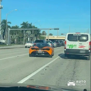 McLaren 720S spotted in Hialeah, United States