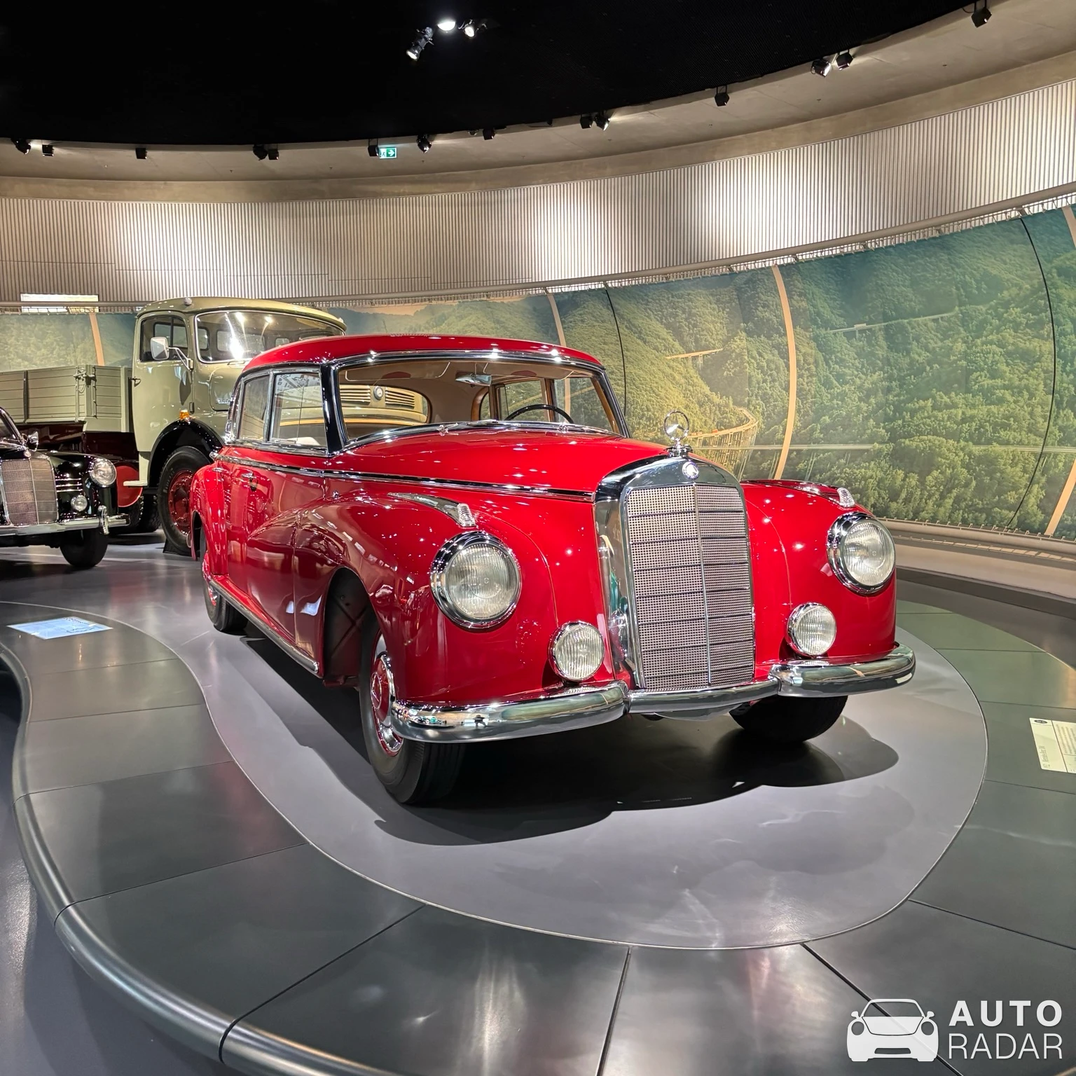 Mercedes-Benz 300 W186 spotted in Stuttgart