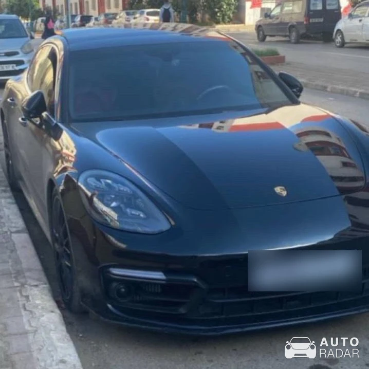 Porsche 971 Panamera 4 spotted in Tazmalt, Algérie