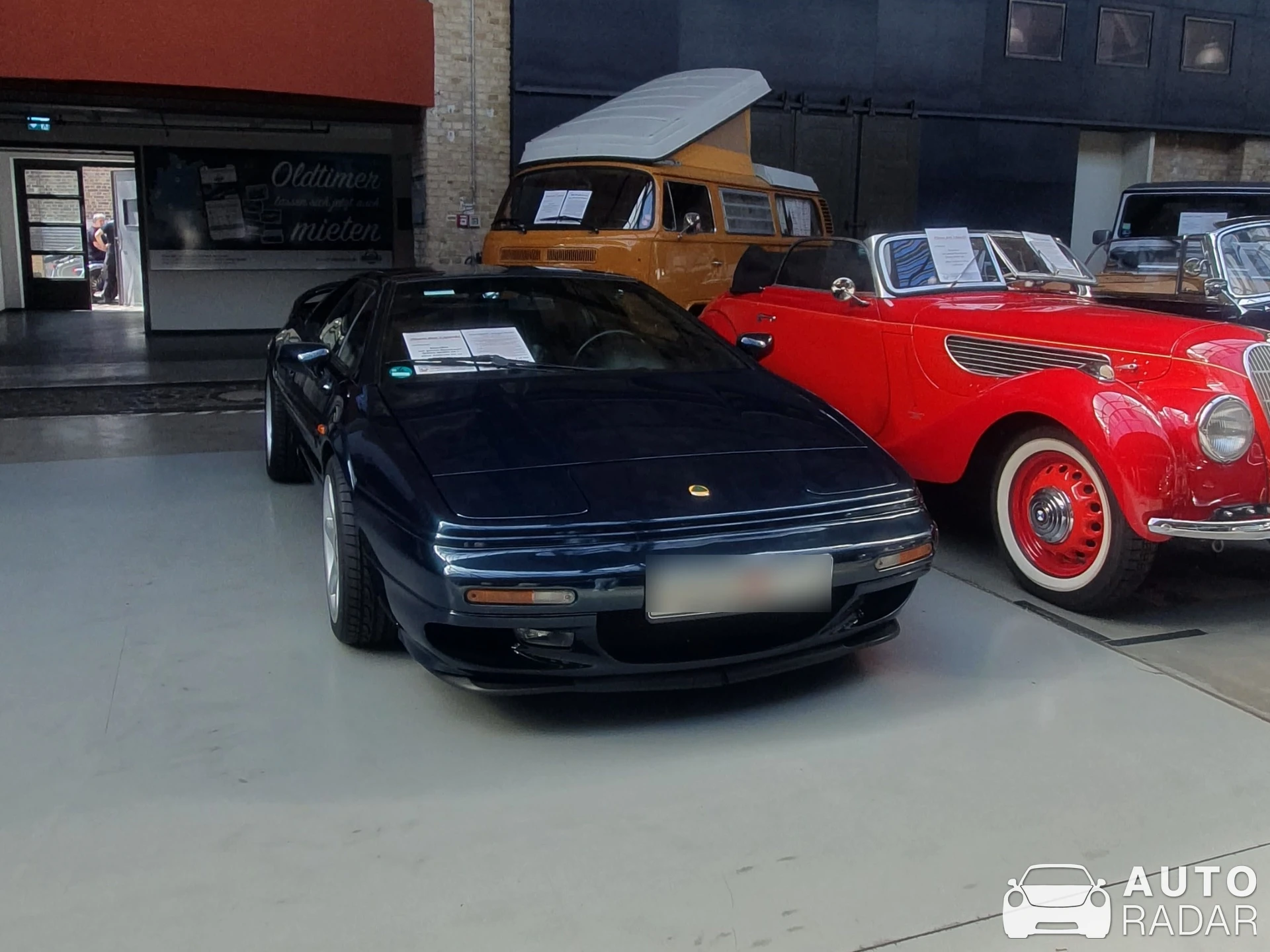 Lotus Esprit S4 spotted in Berlin