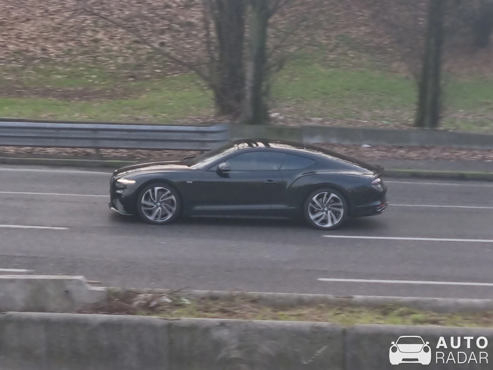 Bentley Continental GT spotted in Milano, Italy