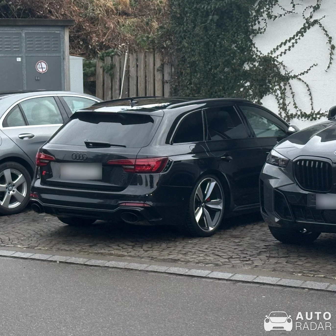 Audi RS4 Avant B9 spotted in Rapperswil-Jona, Schweiz