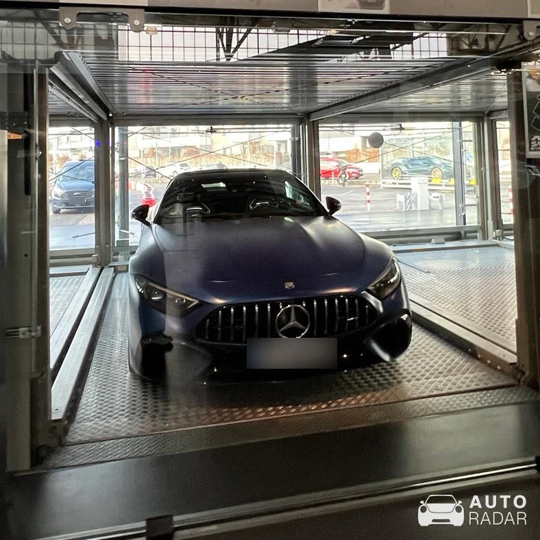 Mercedes-AMG SL 63 R232 spotted in Köln, Deutschland