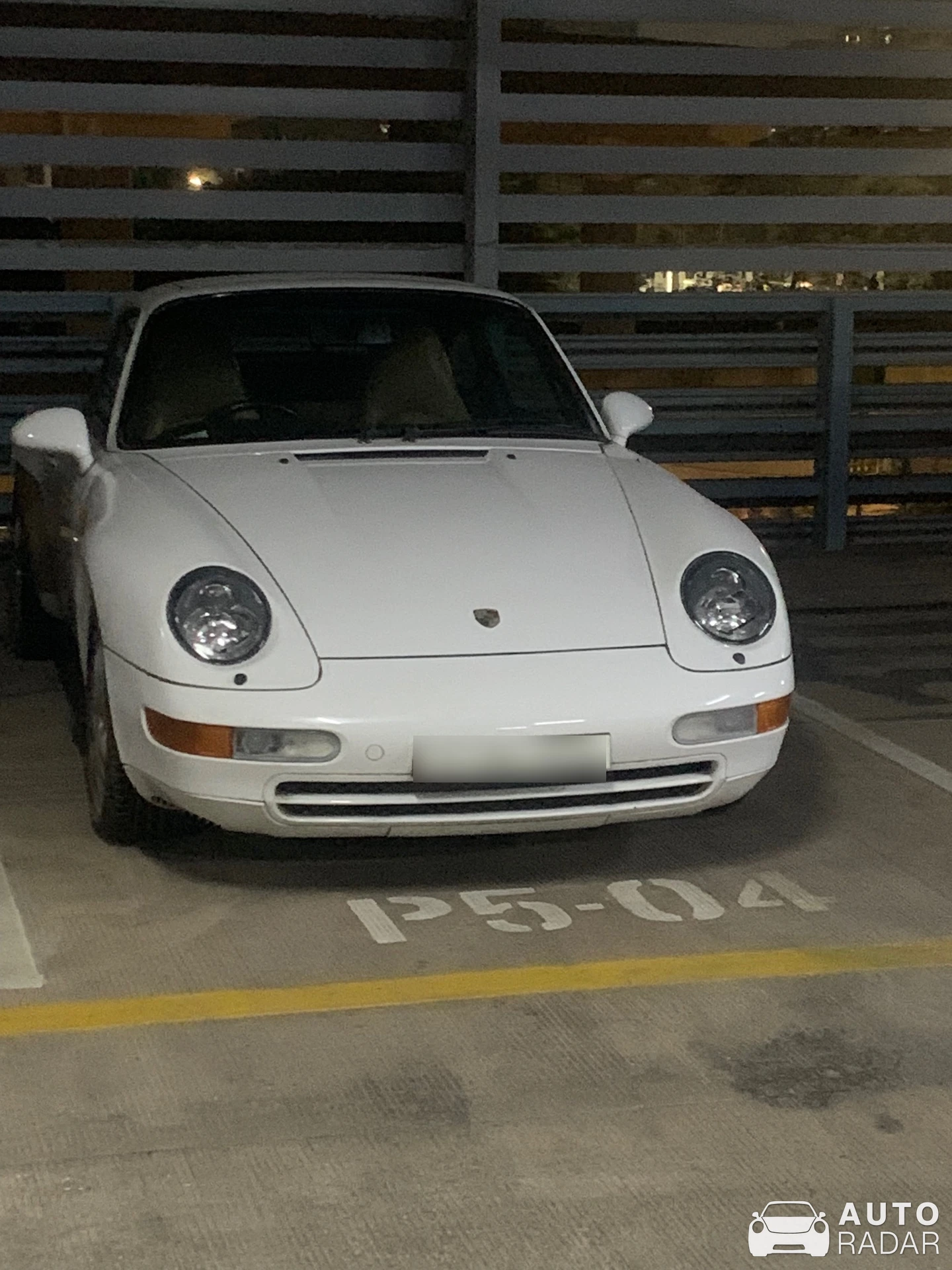 Porsche 964 Carrera spotted in Mumbai, India