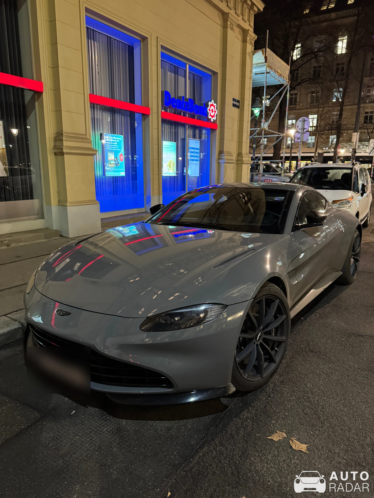 Aston Martin V8 Vantage spotted in Wien, Austria