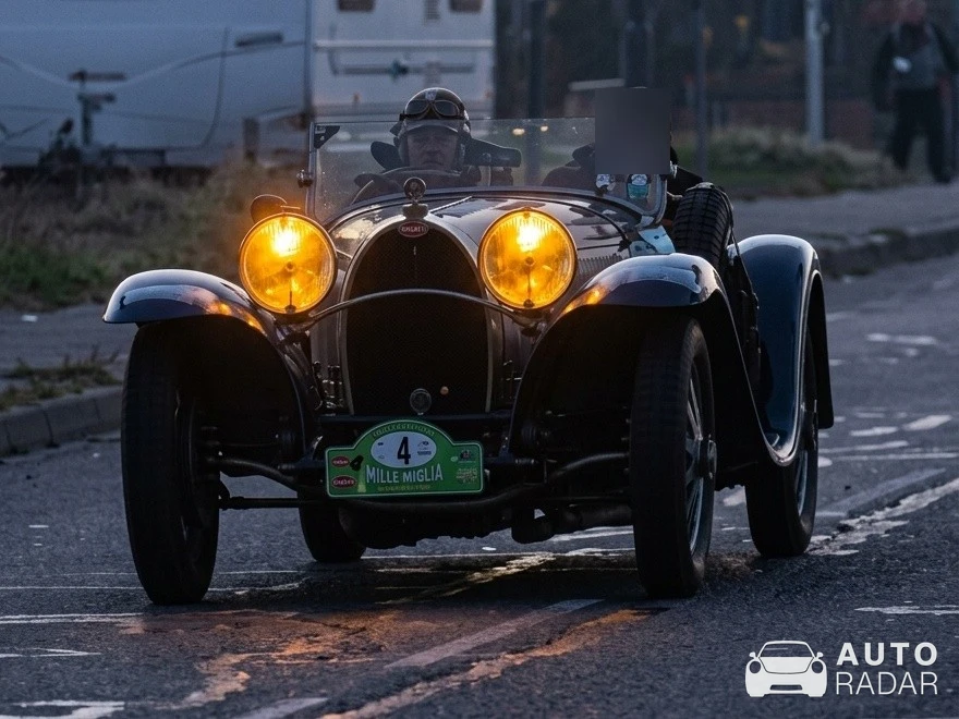 Bugatti Type 55 Roadster spotted in Blagnac