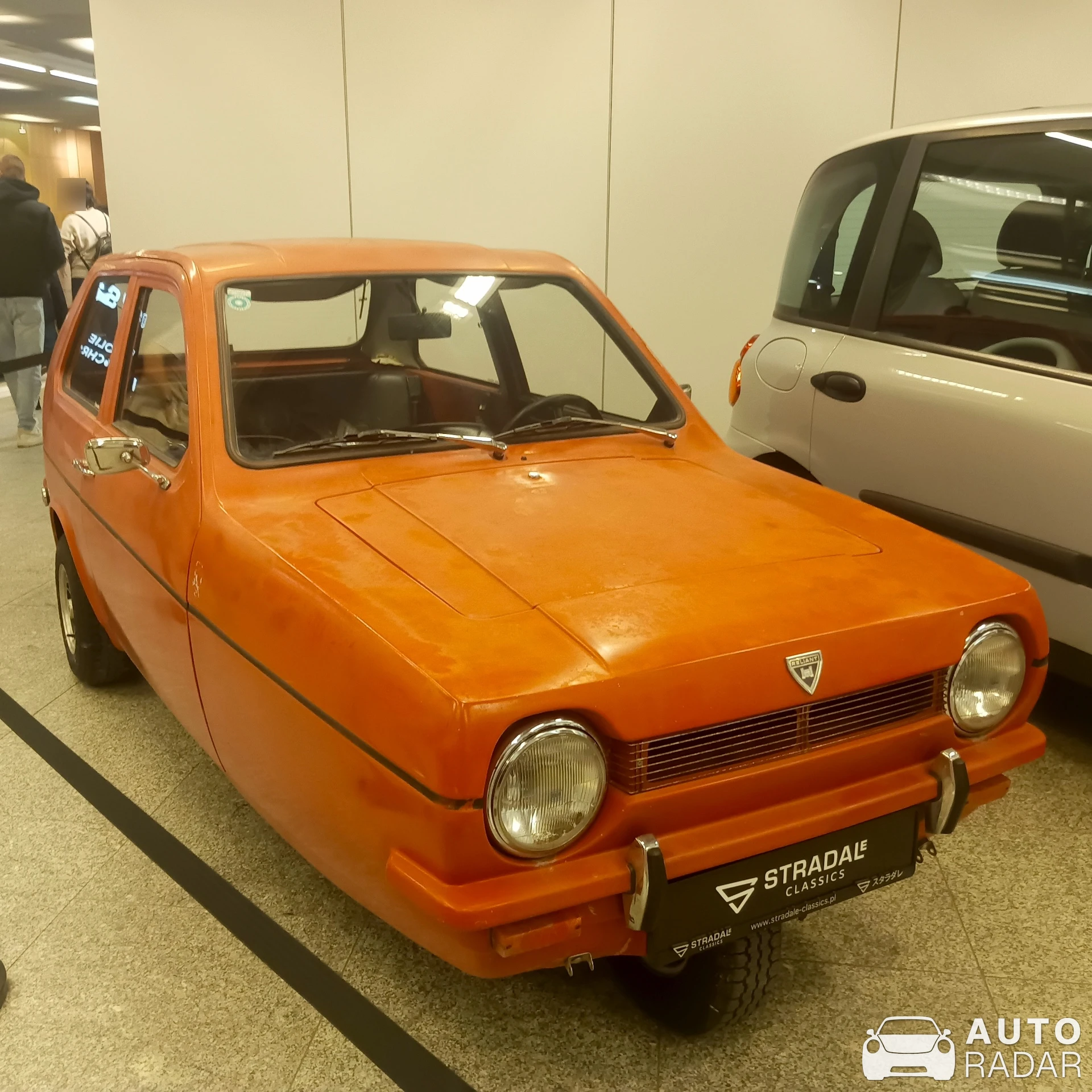Reliant Robin MkI spotted in Warszawa
