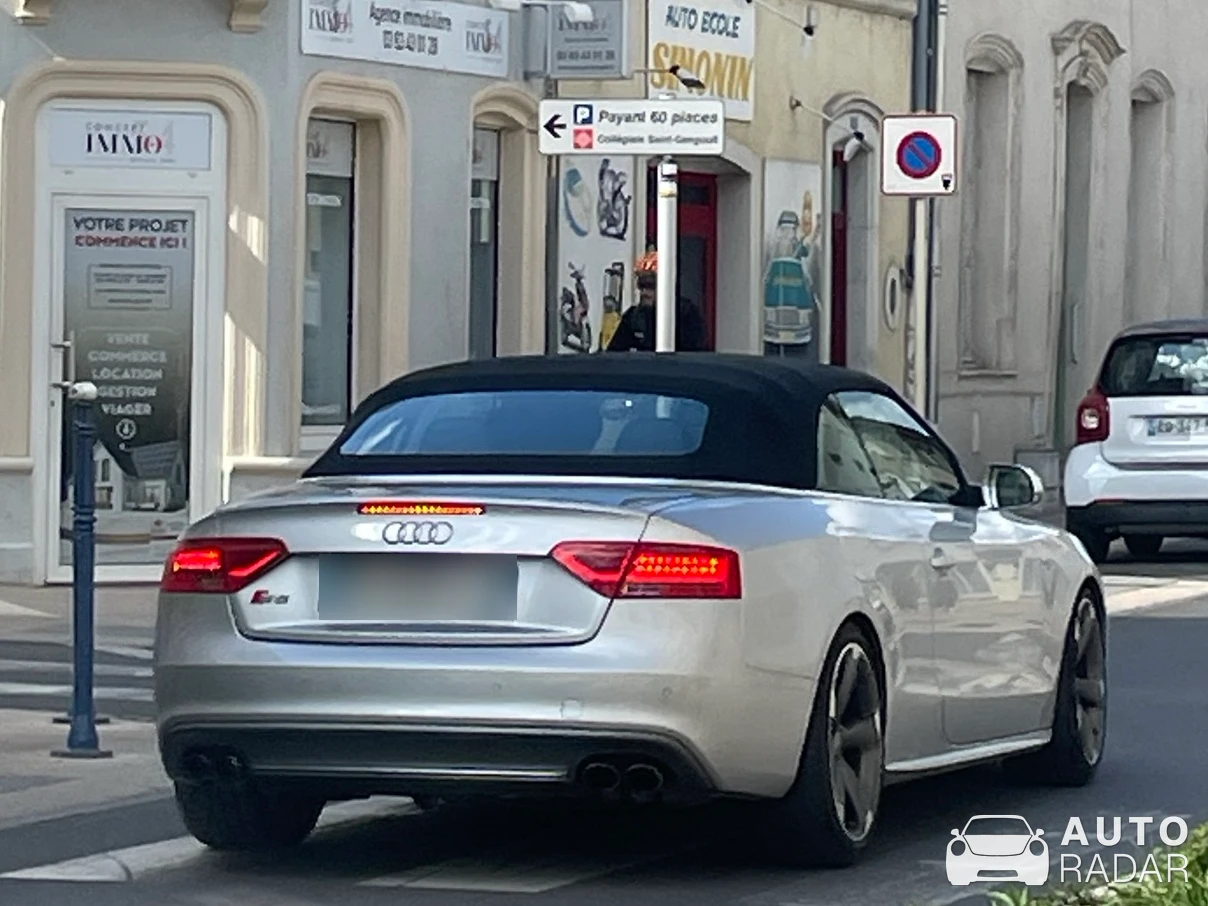 Audi S5 B8 Cabriolet spotted in Toul
