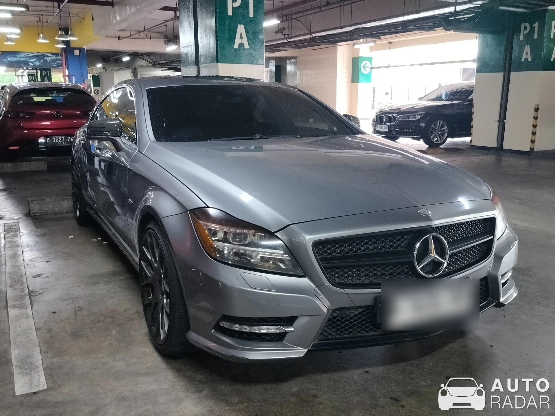Mercedes-Benz CLS-Klasse C218 spotted in Kota Jakarta Pusat, Indonesia