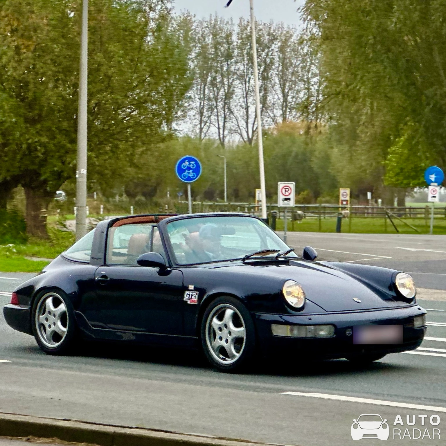 Porsche 964 Carrera 4 Targa spotted in Sluis