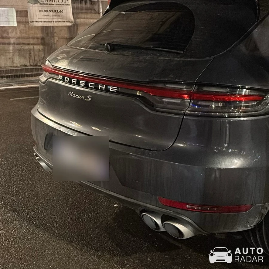 Porsche Macan S spotted in Dijon, France