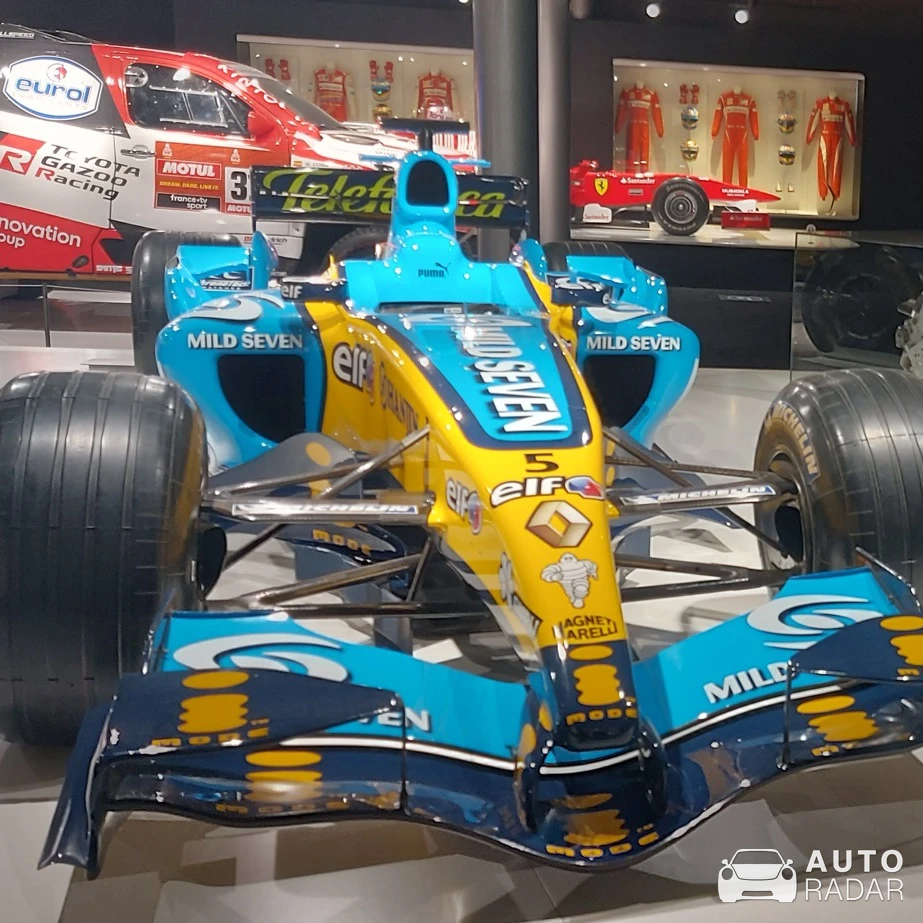 Renault F1 R25 spotted in Llanera