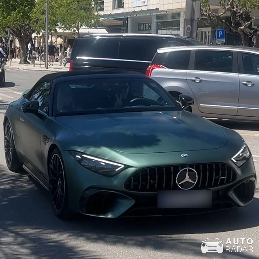 Mercedes-AMG SL 55 R232 spotted in Makarska