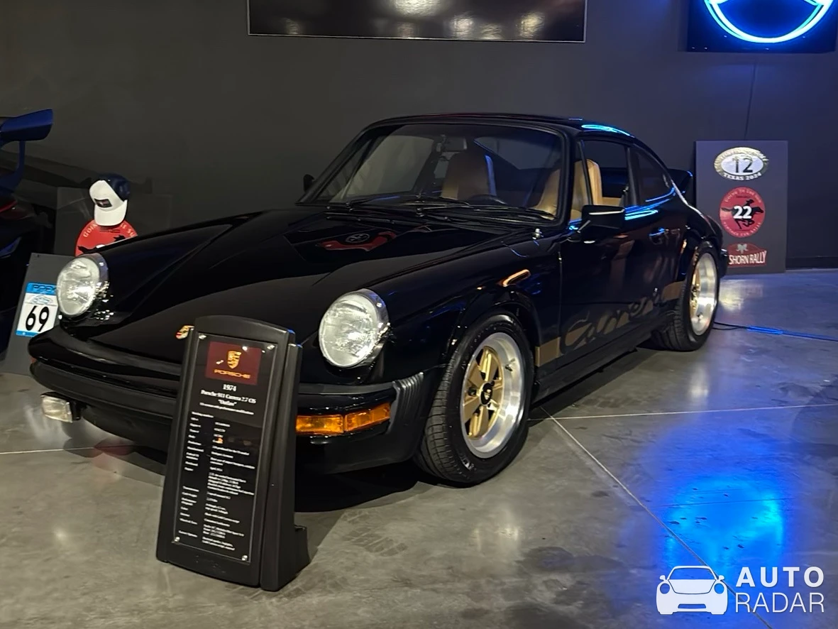 Porsche 911 Carrera RS 2.7 spotted in Phoenix, United States