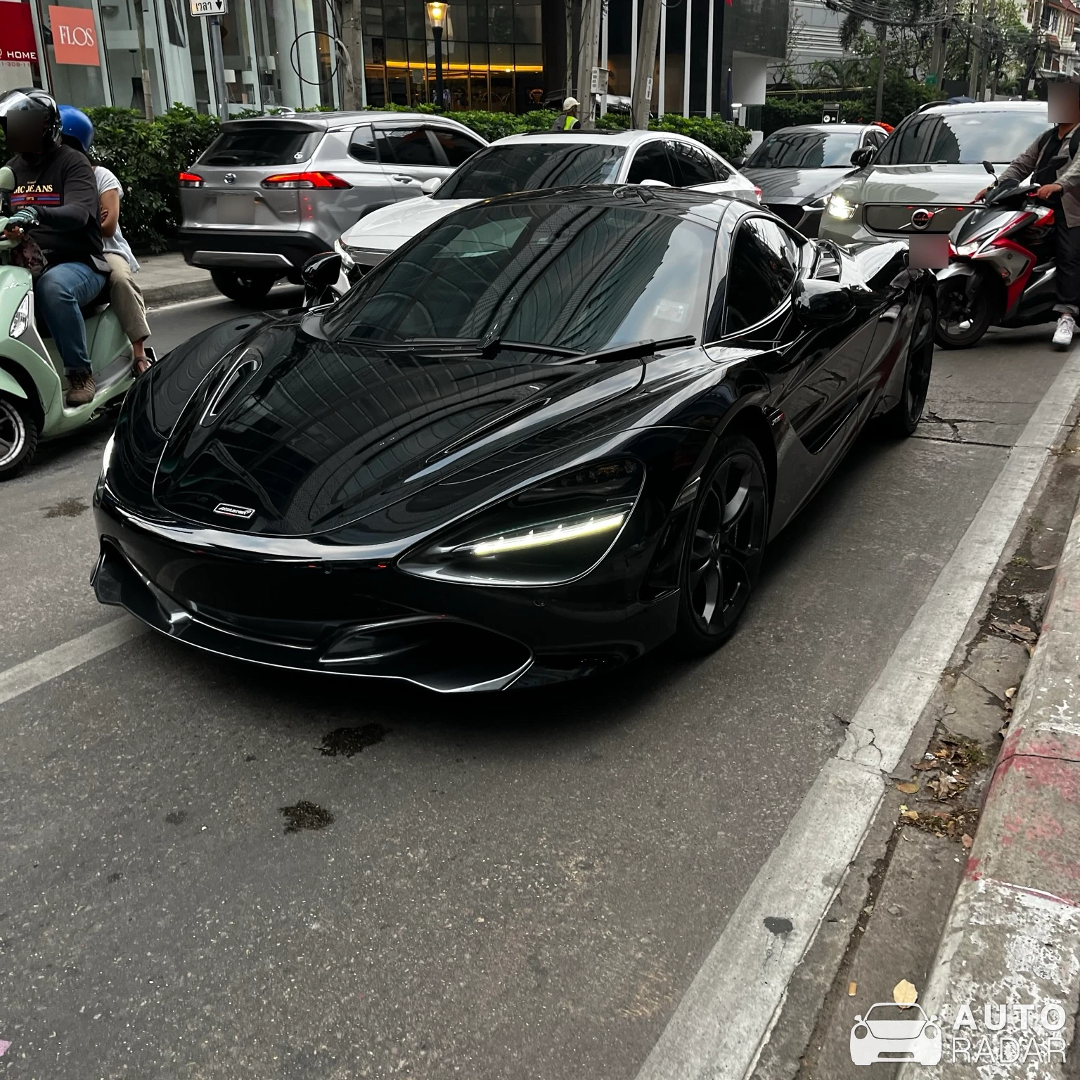 McLaren 720S spotted in Watthana, Thailand