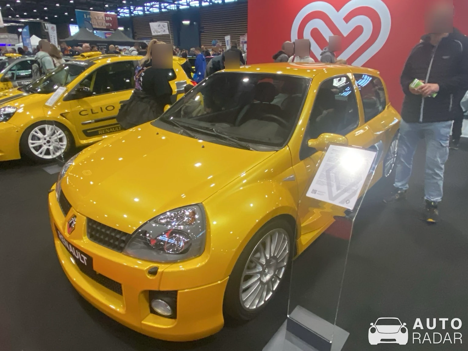 Renault Clio V6 Phase II spotted in Lyon