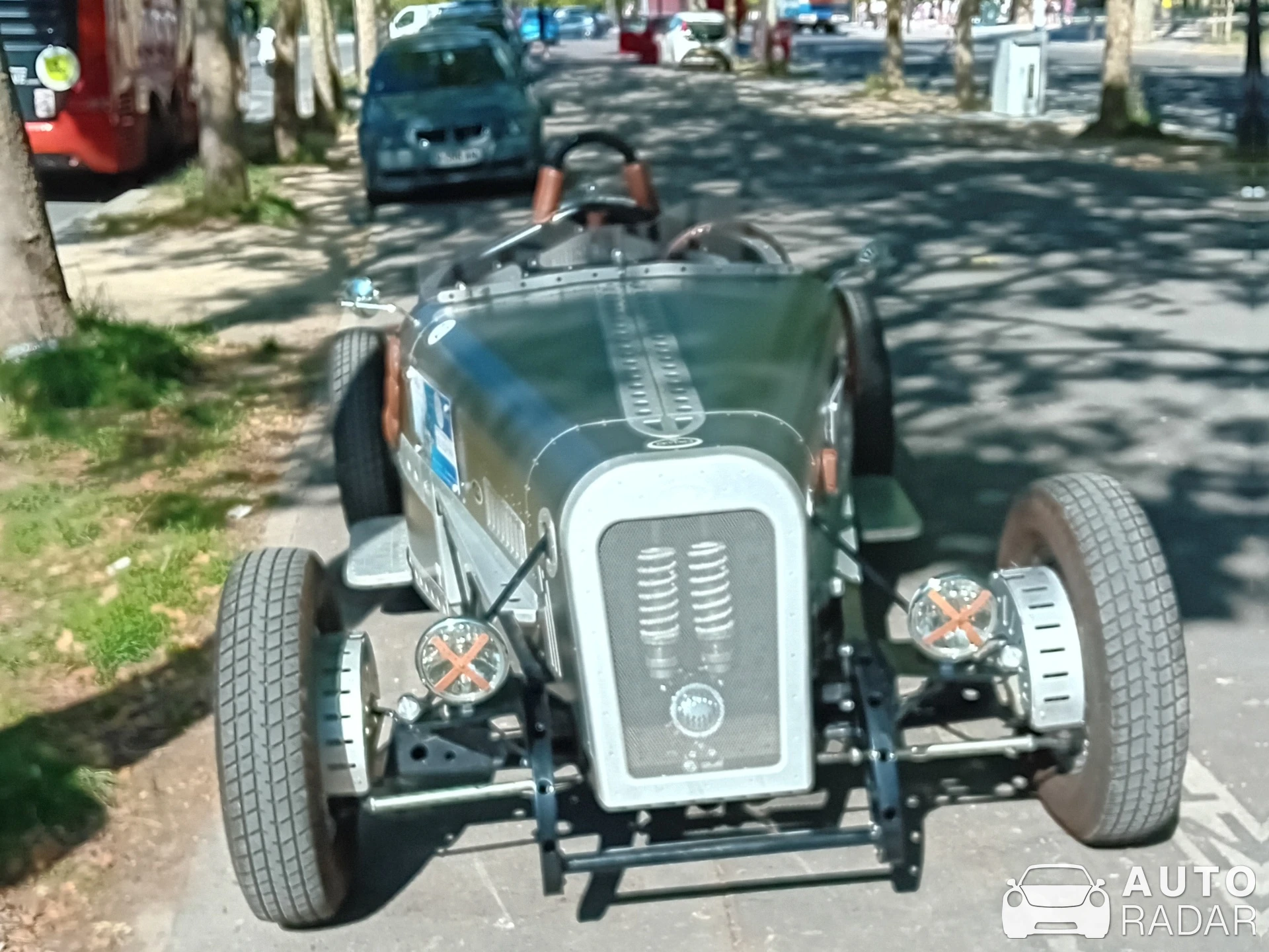 Devinci DB 718 Brigitte spotted in Paris