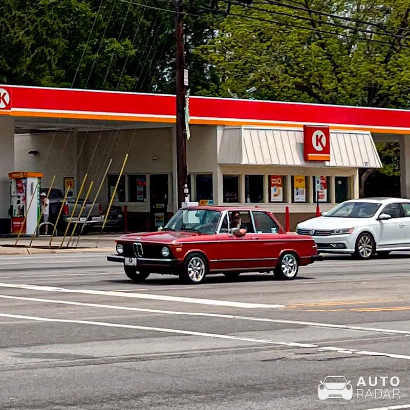 BMW 2002 spotted in Ladson