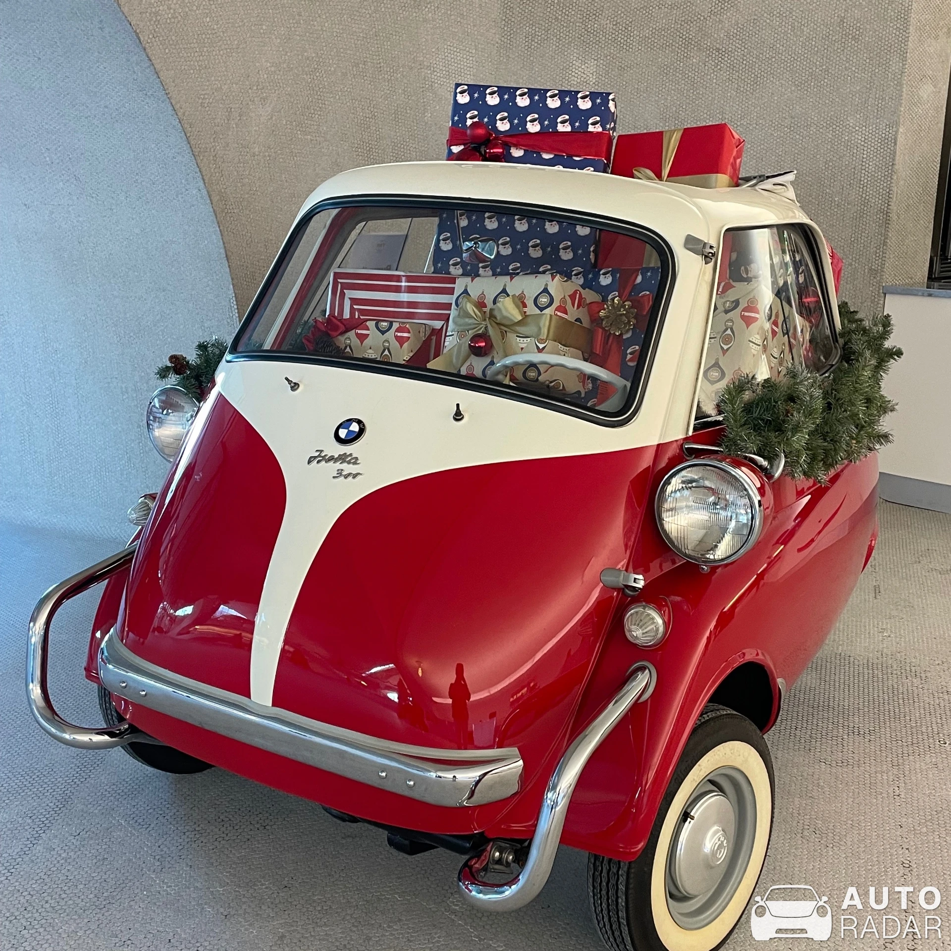 BMW Isetta 300 spotted in Queens, United States