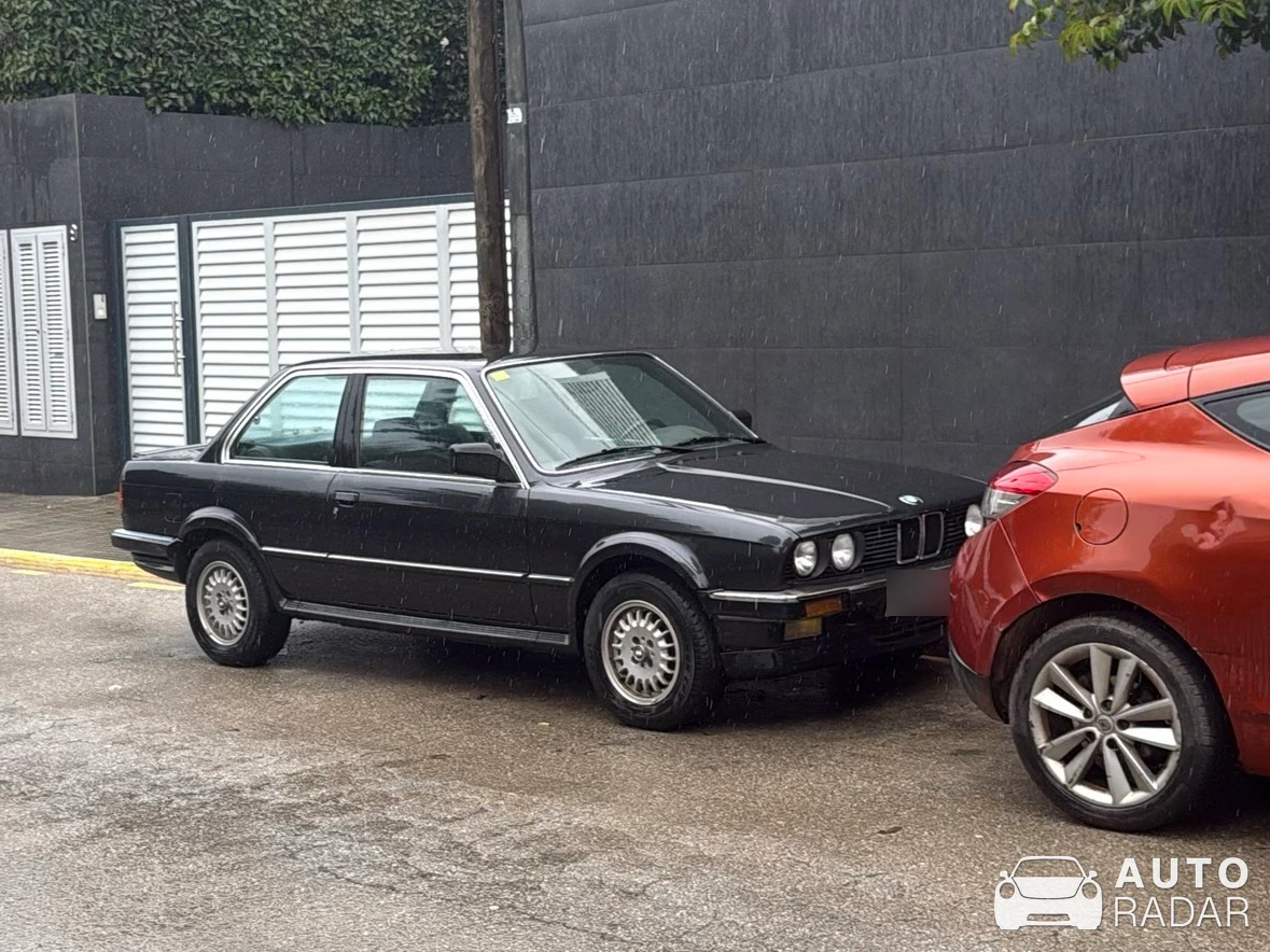 BMW 3 Series E30 spotted in Caldes de Montbui, España