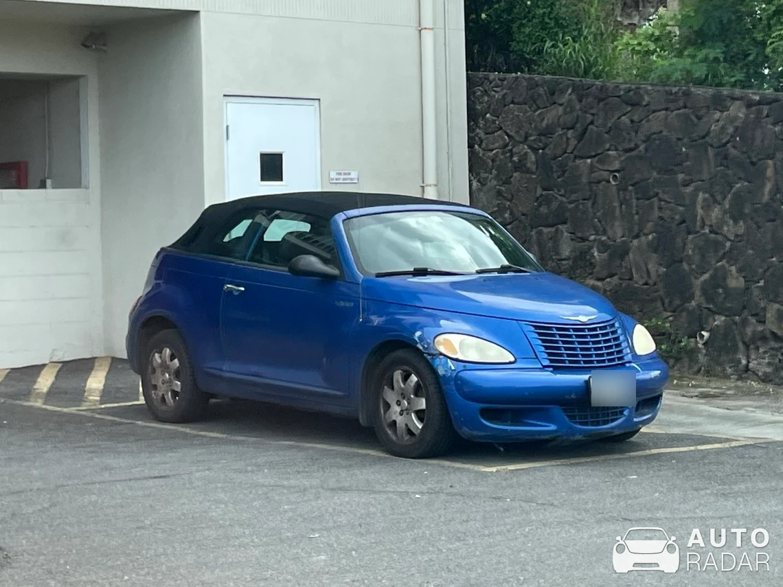 Chrysler PT Cruiser Cabrio spotted in Honolulu