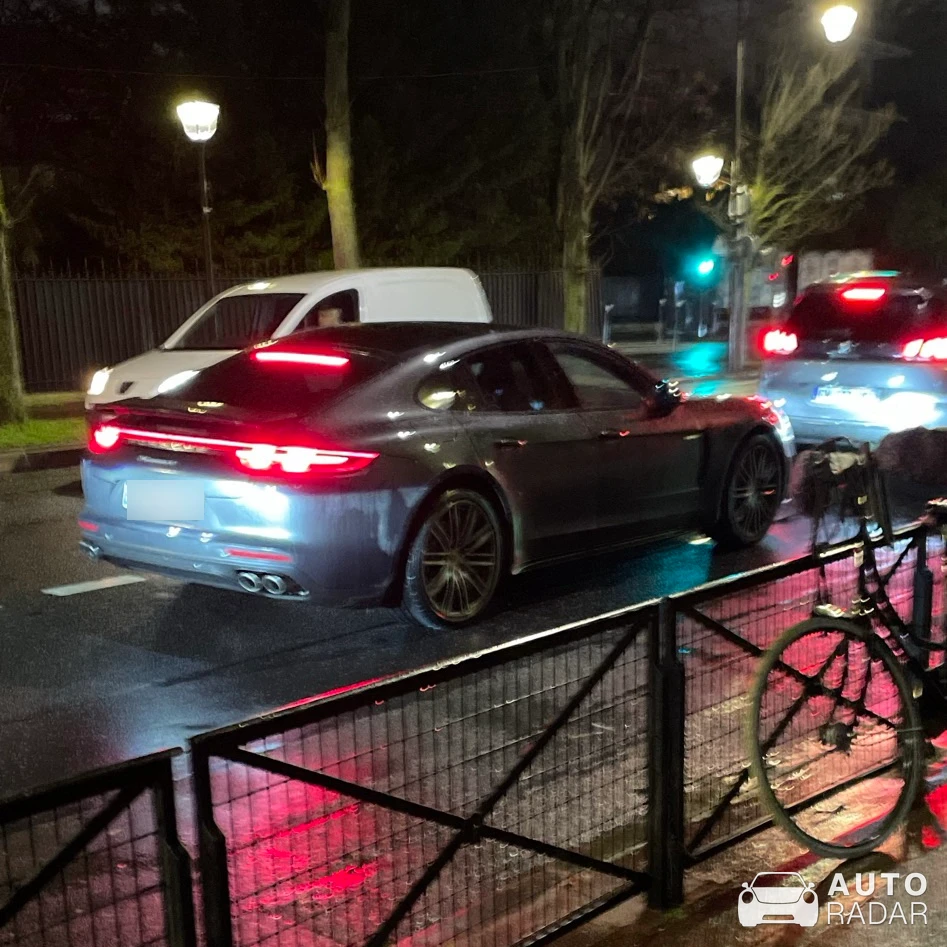 Porsche 971 Panamera 4S spotted in Boulogne-Billancourt, France