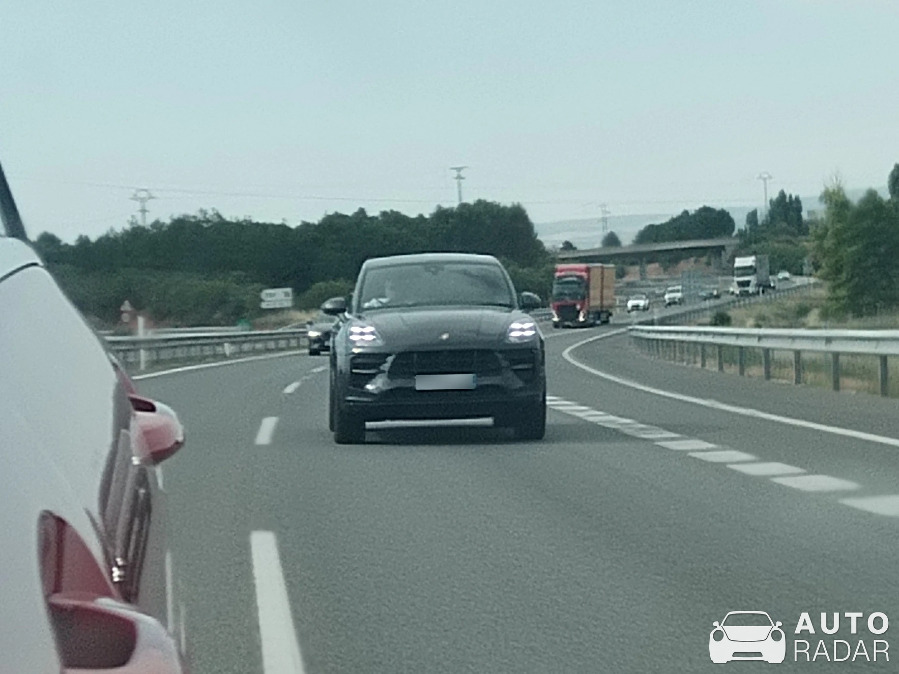 Porsche Macan GTS spotted in Burgos