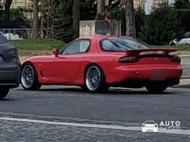 Mazda RX-7 spotted in Paris, France