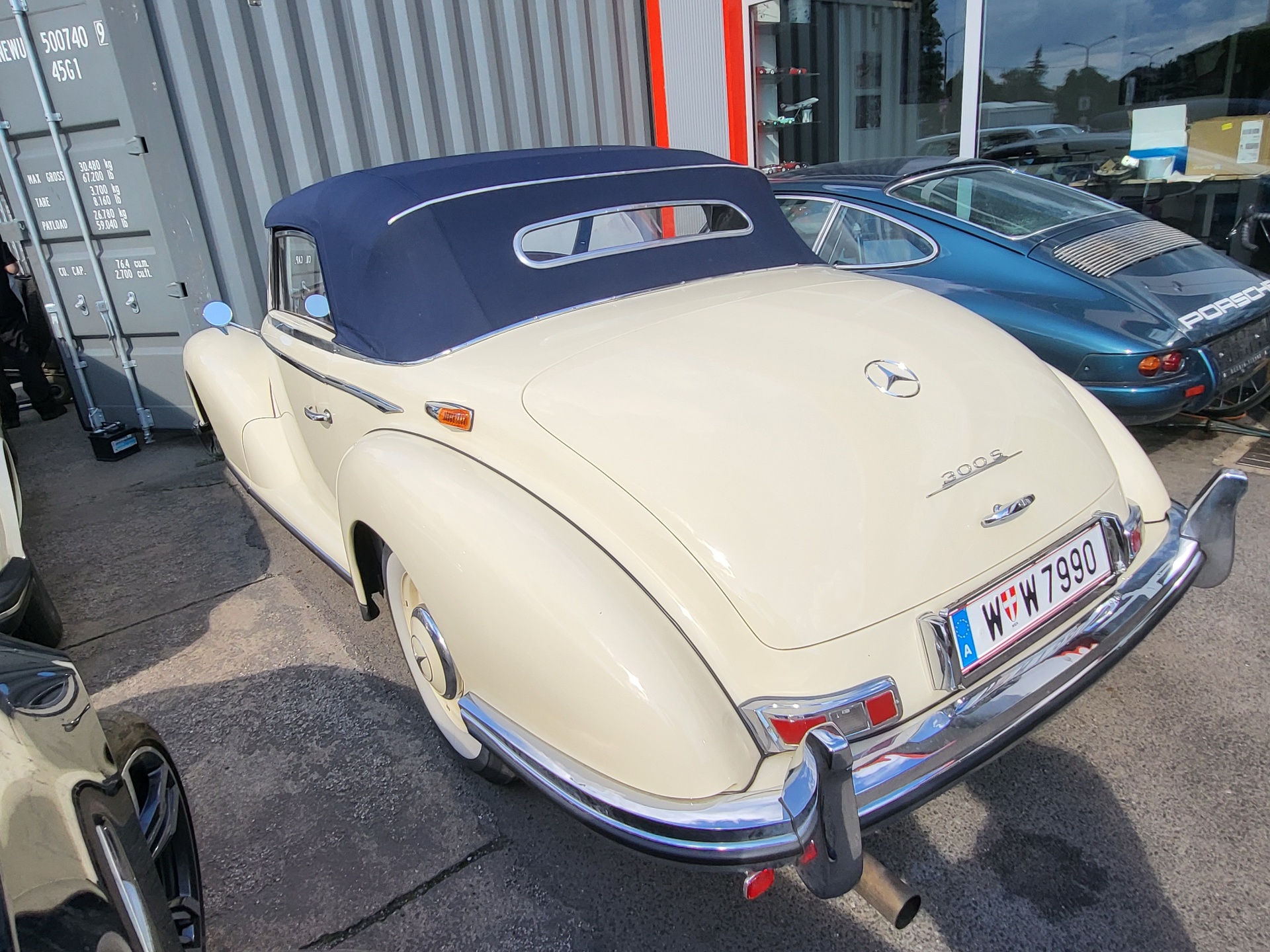 Mercedes-Benz 300 S Cabriolet A W188