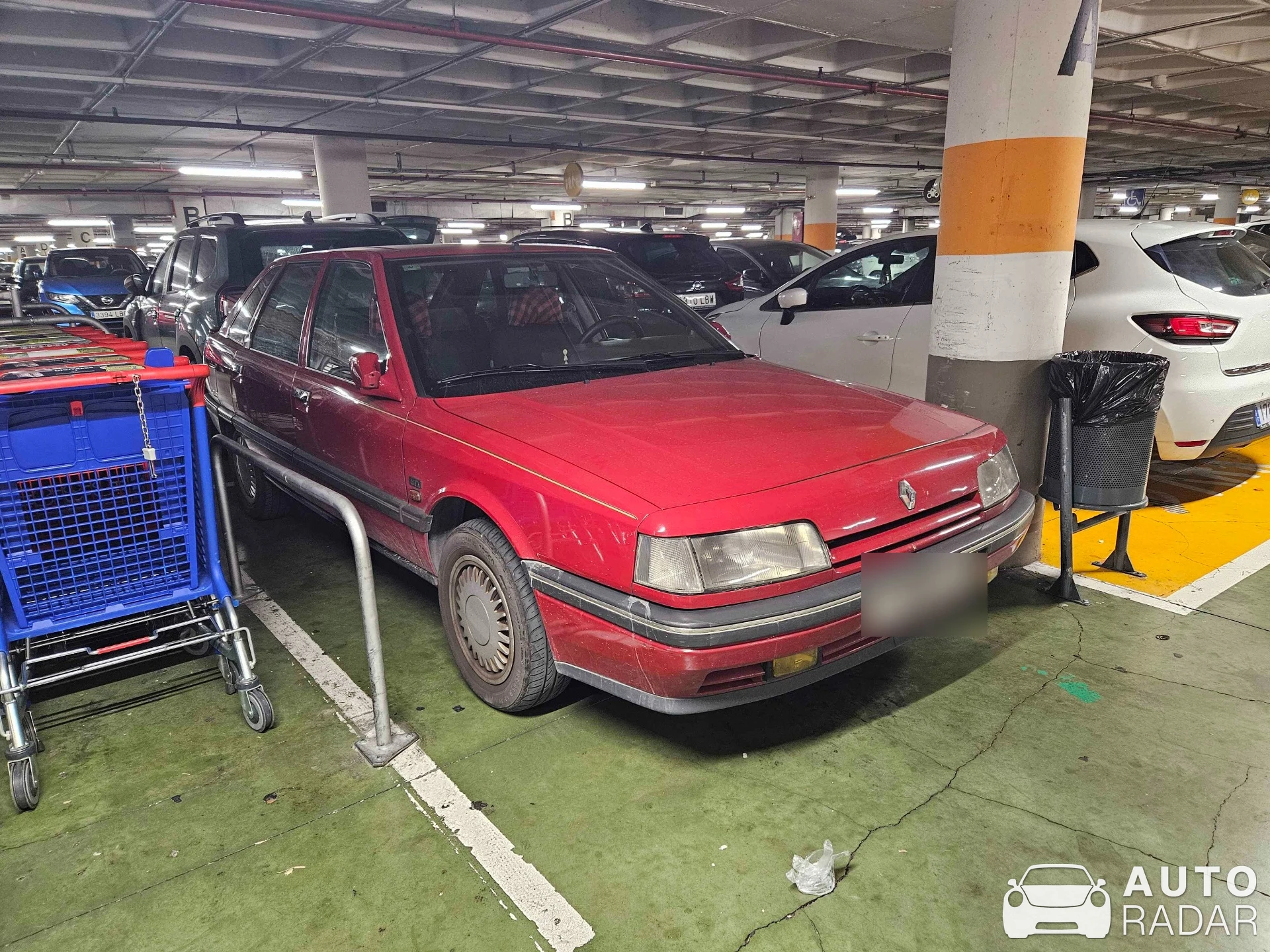 Renault 21 spotted in Zaragoza, España