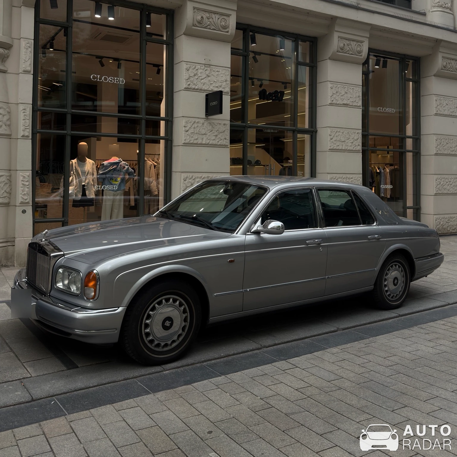 Rolls-Royce Silver Seraph spotted in Hamburg